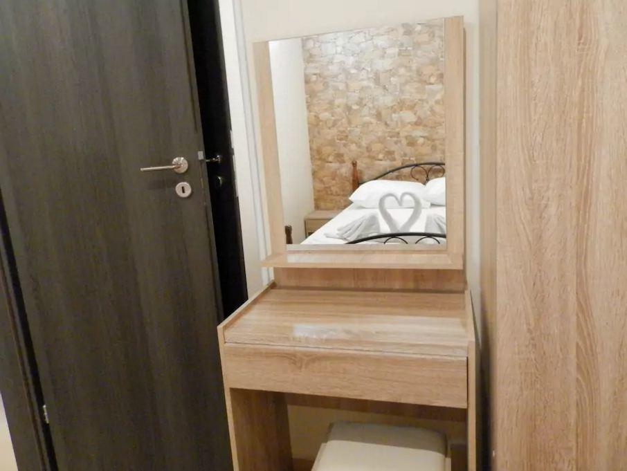 Agora Apartments Ground Floor 키사모스 외부 사진
