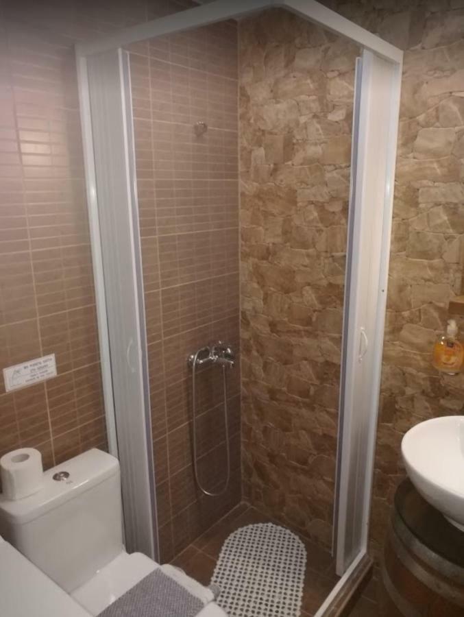 Agora Apartments Ground Floor 키사모스 외부 사진
